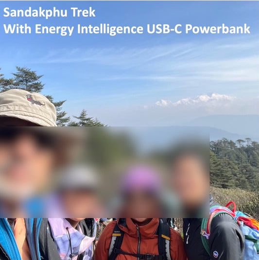 4 Trekkers, 4 iPhones, 2 iWatches, 3 days, Manenhanjan to Shrikhola - No worry of power for your devices