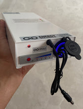 Load image into Gallery viewer, Front view of Energy Intelligence laptop powerbank with combo USB-C and Barrel/Square laptops charger. 
